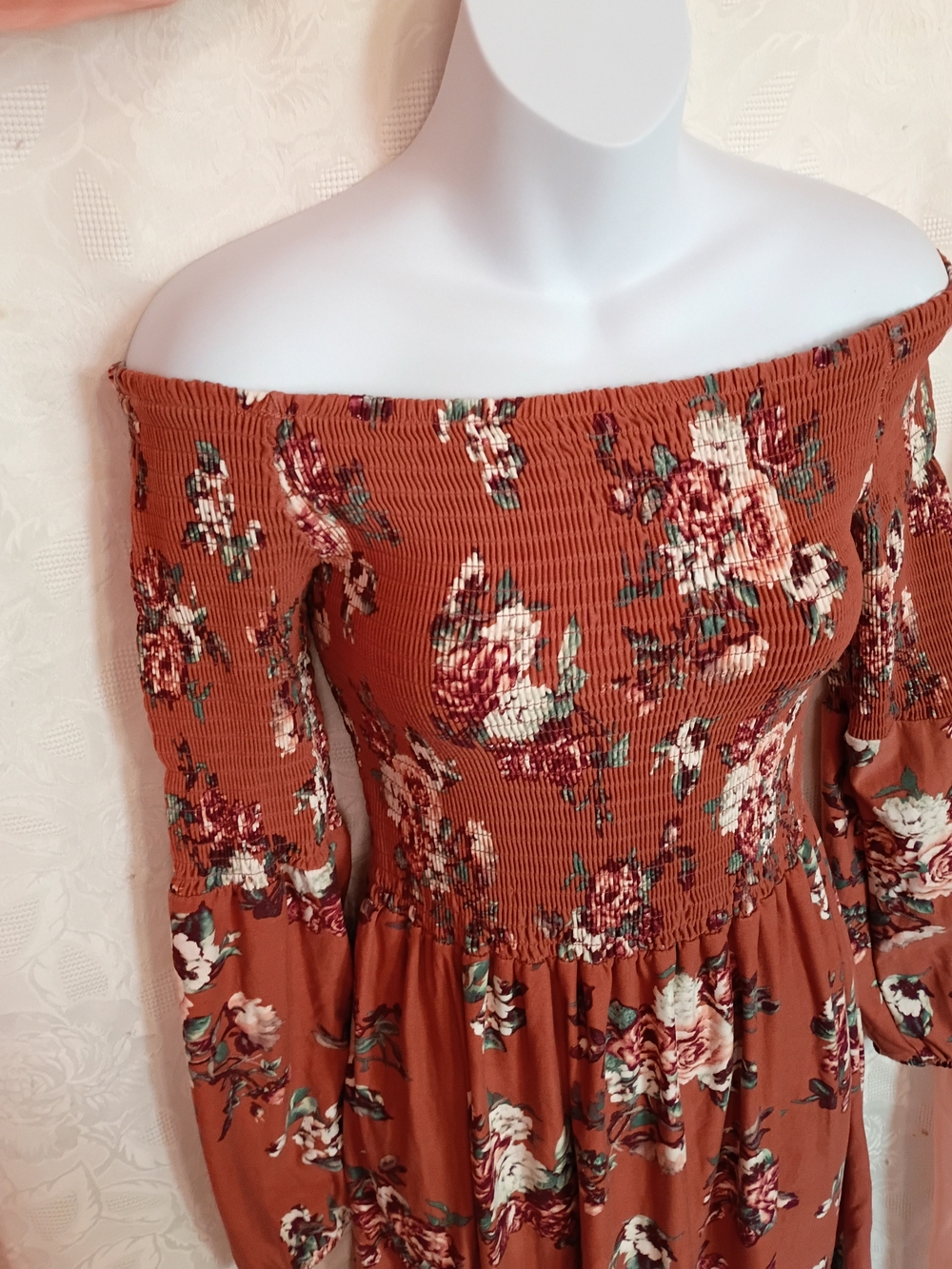 🛍️ BUNDLE ONLY🛍️Dusty Rose Floral Off-Shoulder Long Sleeve Midi Dress - Picture 2 of 10